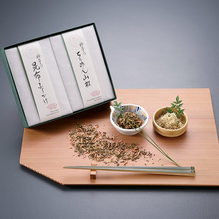 京都＜下鴨茶寮＞料亭のご馳走（昆布ふりかけ・ちりめん山椒）