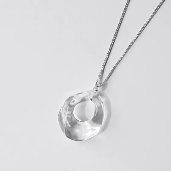 ［ＨＡＲＩＯ　Ｌａｍｐｗｏｒｋ　Ｆａｃｔｏｒｙ］ネックレス　アイスドロップ